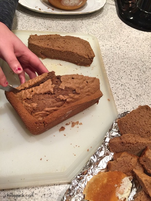 turkey-cake-spice-cake-cut-fotor