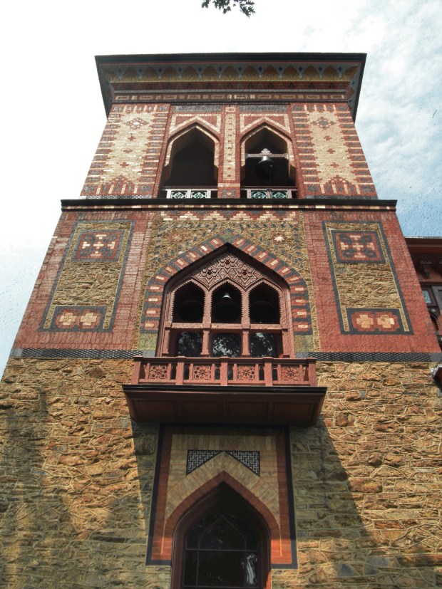 Olana Fotor_redux.jpg